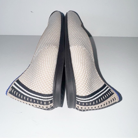 Rothy's Ballet Flat Cream Black Captoe TUXEDO Back Stripe Flat Shoes Sz 6.5/7 - Picture 15 of 16